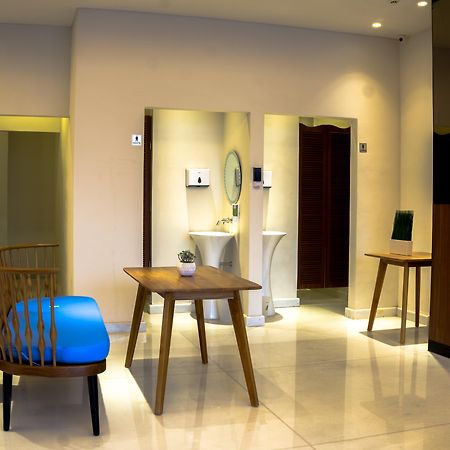 Boss Legian Hotel Powered By Archipelago Экстерьер фото