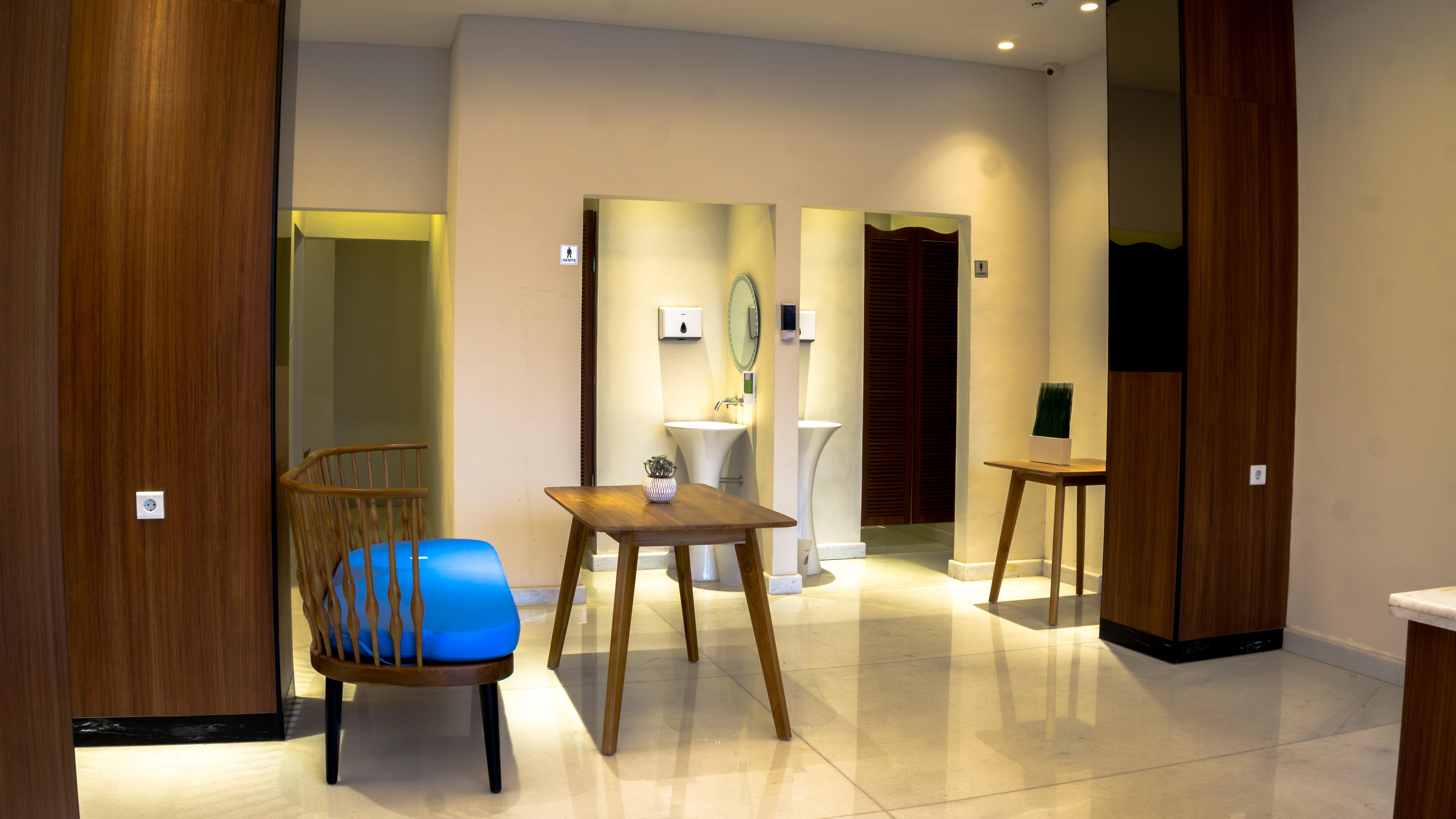 Boss Legian Hotel Powered By Archipelago Экстерьер фото