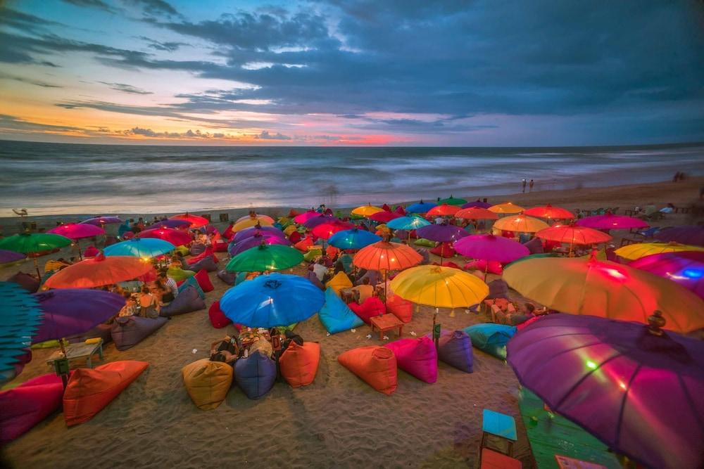 Boss Legian Hotel Powered By Archipelago Экстерьер фото