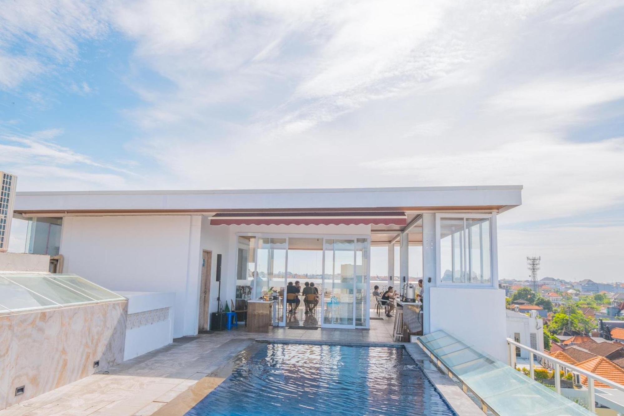 Boss Legian Hotel Powered By Archipelago Экстерьер фото