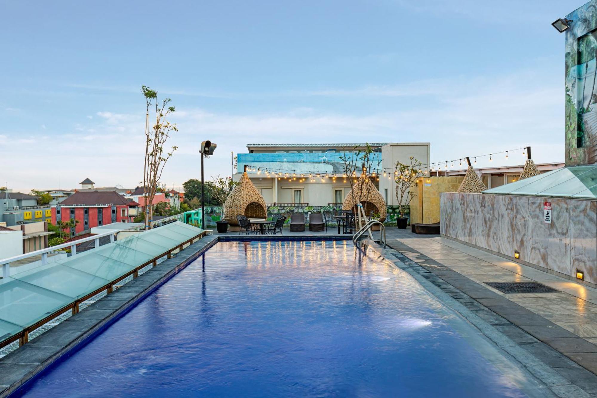 Boss Legian Hotel Powered By Archipelago Экстерьер фото