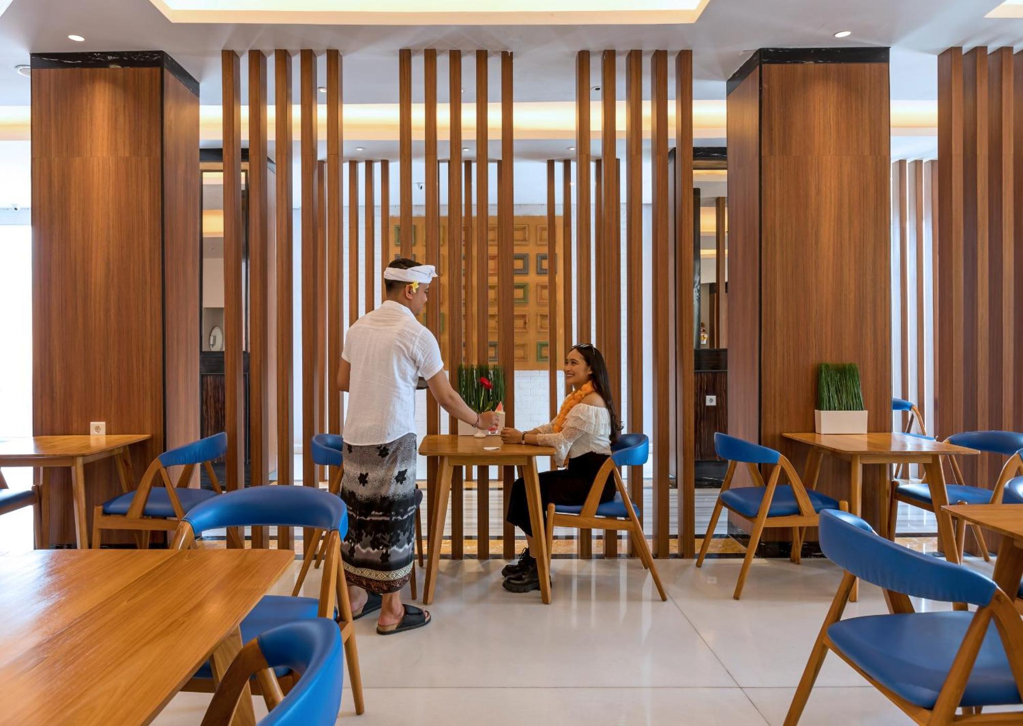 Boss Legian Hotel Powered By Archipelago Экстерьер фото