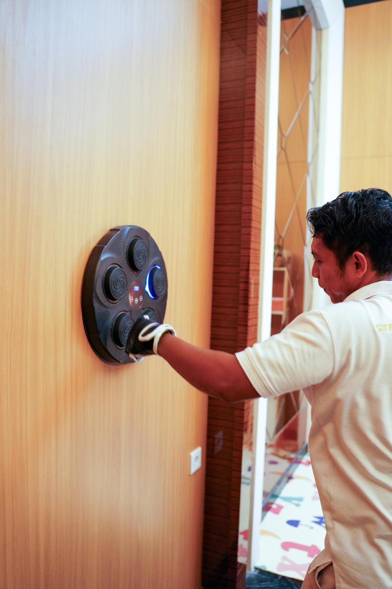 Boss Legian Hotel Powered By Archipelago Экстерьер фото